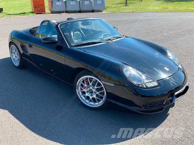 Porsche Boxster S 汽车