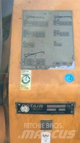 Potain IGO 32 塔式起重机
