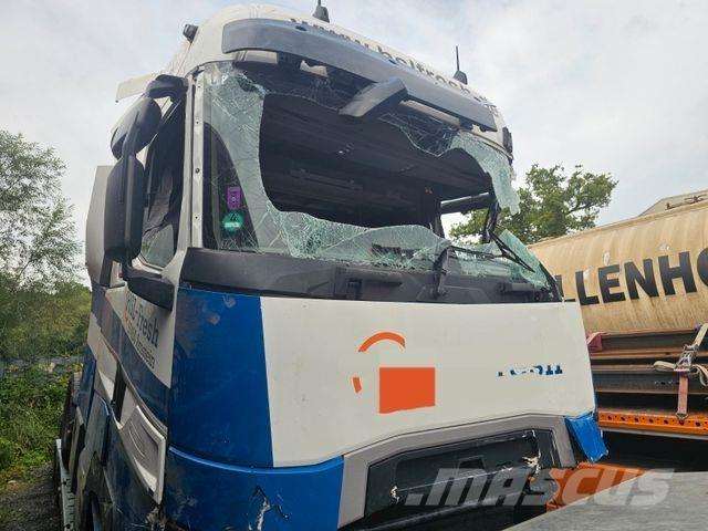 Renault T 440 牵引车