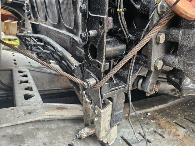 Renault T 440 牵引车