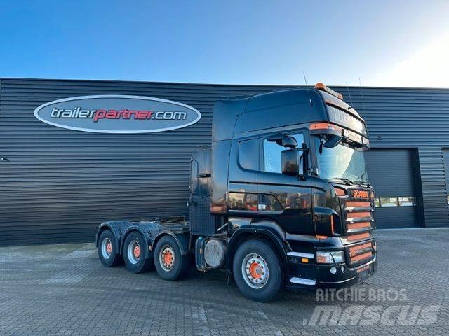 Scania R620 8x4 牵引车