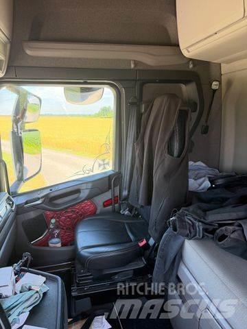 Scania S500 VOLL 牵引车