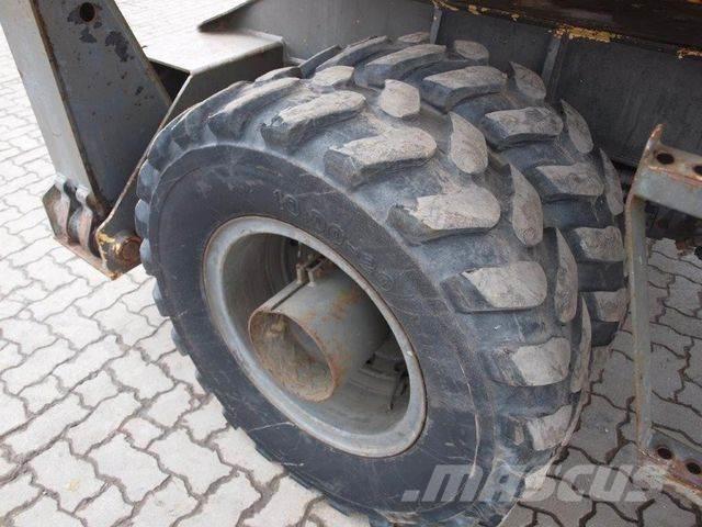 Sennebogen 613M 塔式起重机