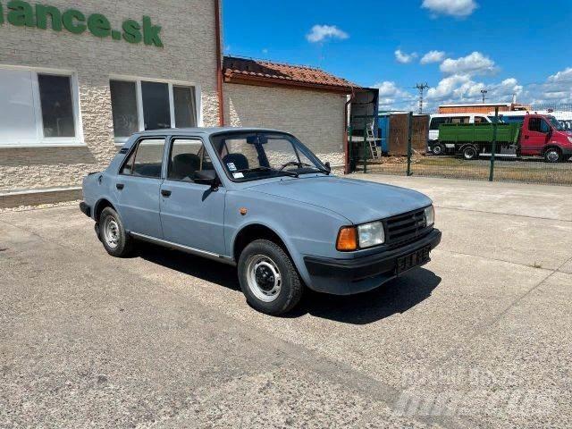 Skoda 125L vin 334 汽车