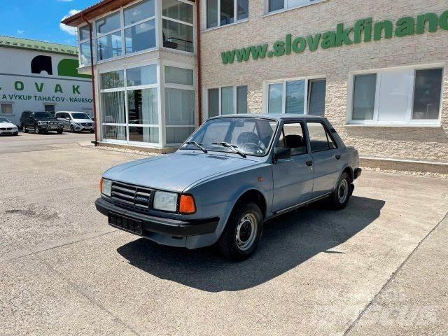 Skoda 125L vin 334 汽车