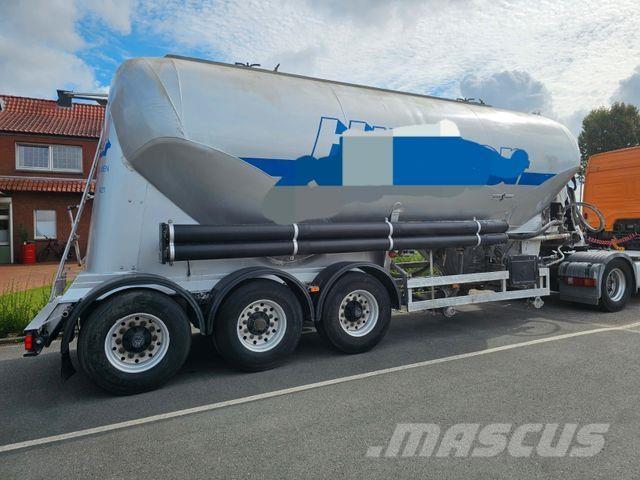 Spitzer Zement 37m³ 油罐半挂车