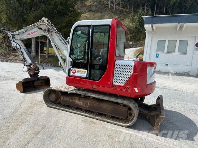 Takeuchi TB070 小型挖掘机