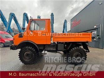 Unimog U 1000/ 424 自卸式货车