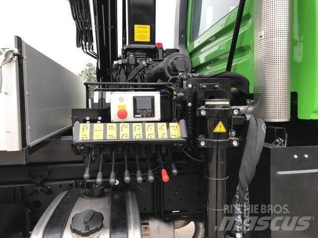 Unimog U 300 平板车