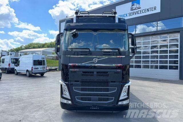 Volvo FH-540 6x2 篷布货车