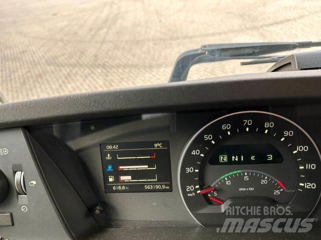 Volvo FH 540 6x4 牵引车