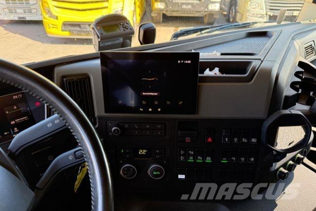 Volvo FM-460 4x2 牵引车