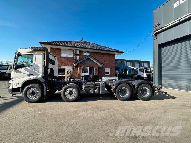 Volvo FMX 500 8x4 平板车