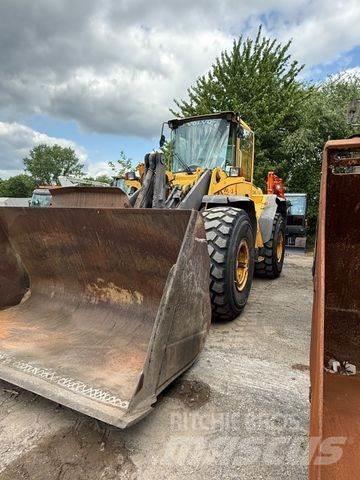 Volvo L 120 E 轮式装载机