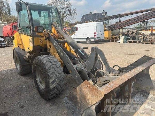 Volvo L25b 轮式装载机