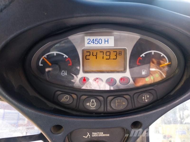 Bobcat T870 小型装载机