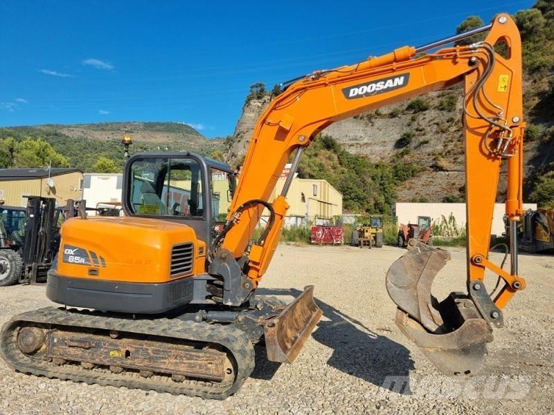Doosan DX85 小型挖掘机