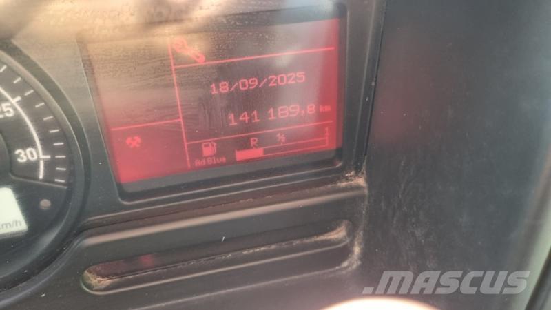 Renault C320 自卸式货车