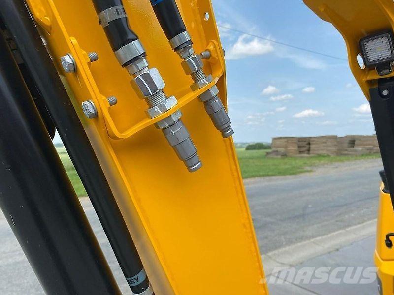 JCB 25-Z1 Cab Pro 履带挖掘机