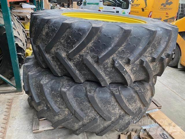 John Deere 7R 轮胎、车轮、轮圈