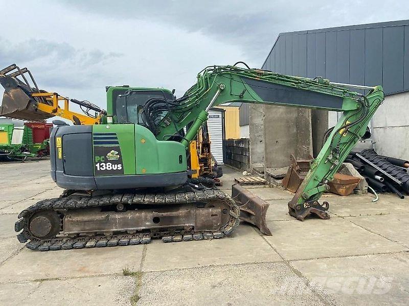 Komatsu PC138-8 履带挖掘机