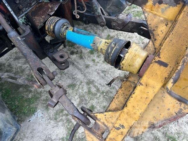  UM  6M 水肥车