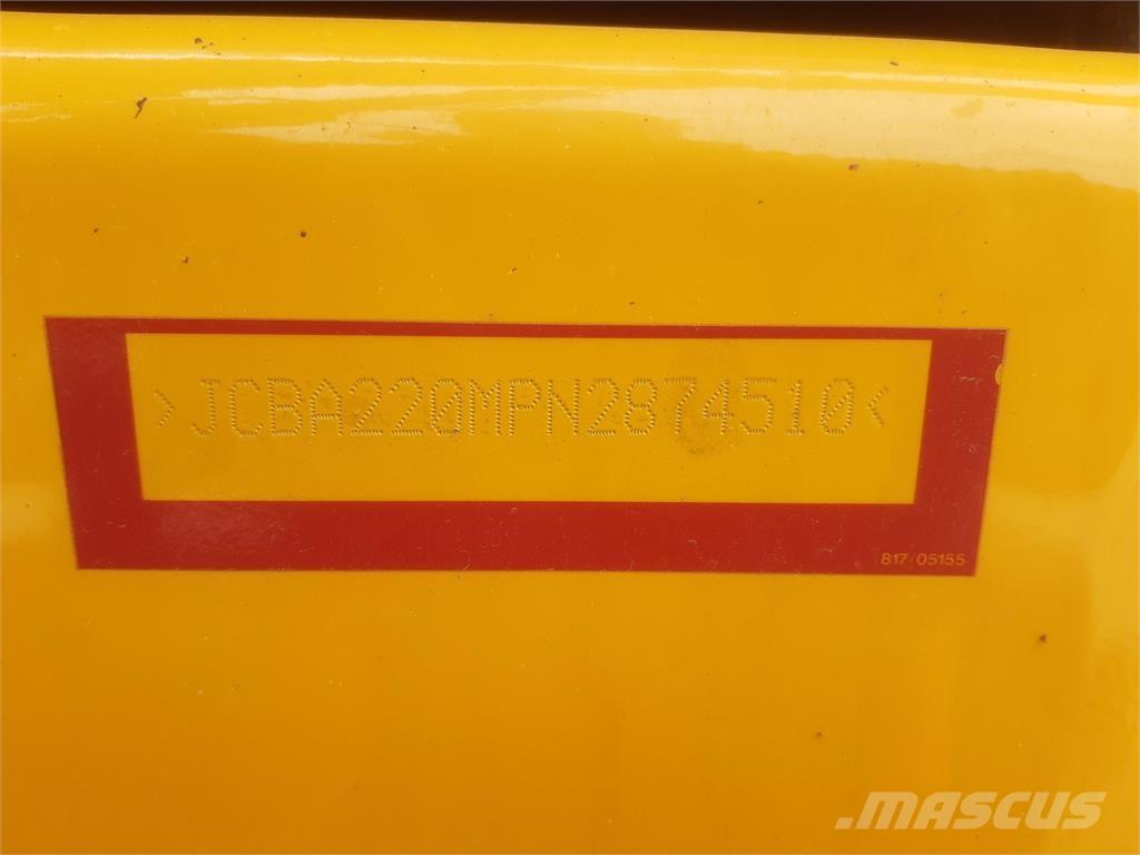 JCB  履带挖掘机