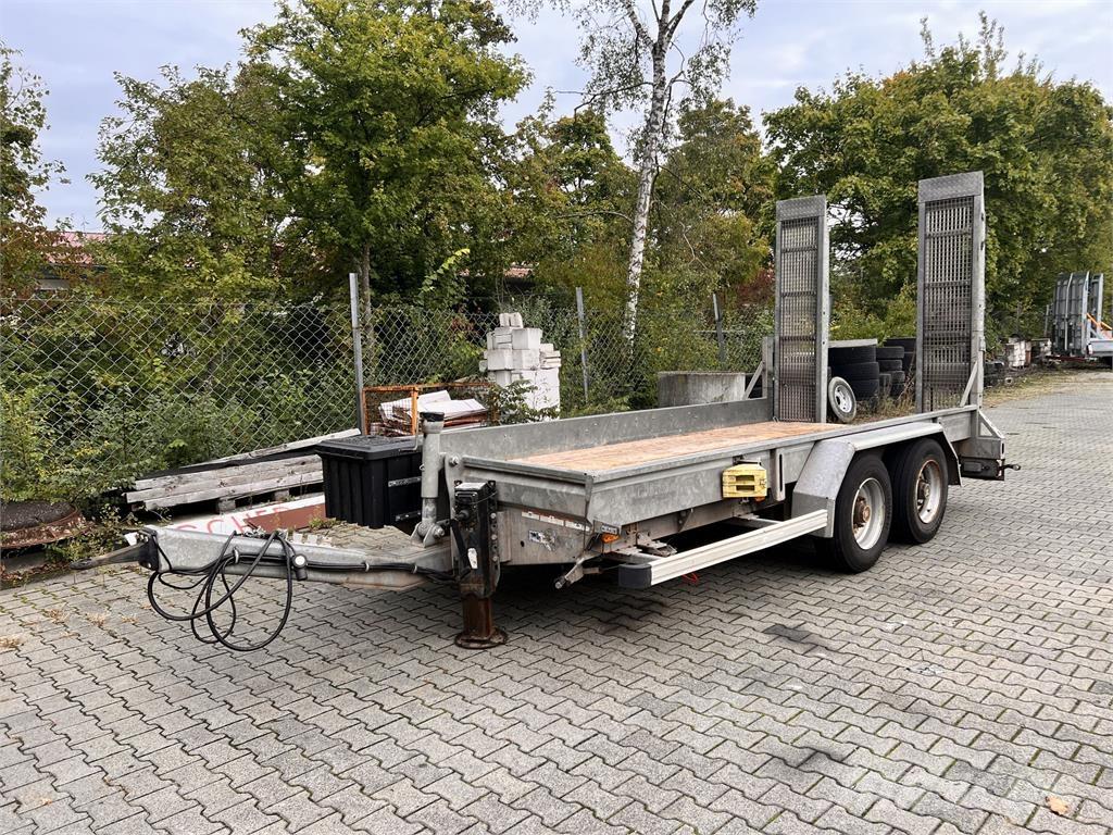 TT Tandemtieflader 平板拖车