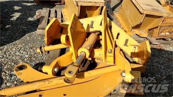 Volvo G940 松土器