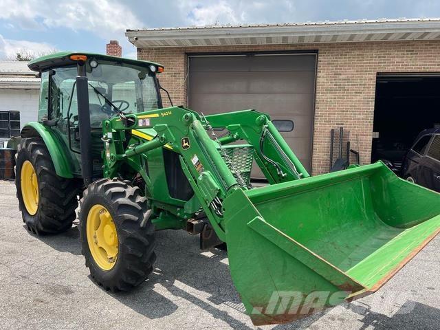 John Deere 5075M 建筑机械-其他