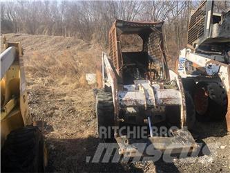 Bobcat 753 滑移装载机
