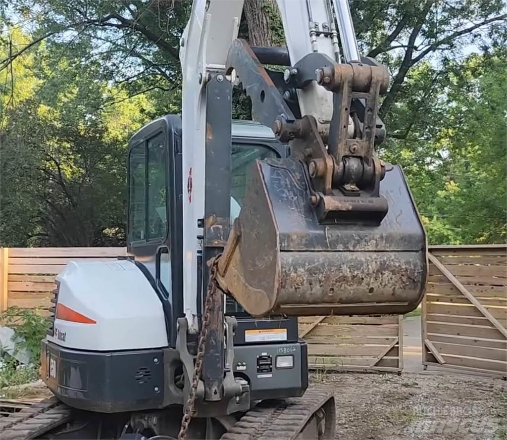 Bobcat E50 履带挖掘机