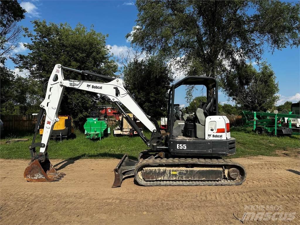 Bobcat E55 小型挖掘机