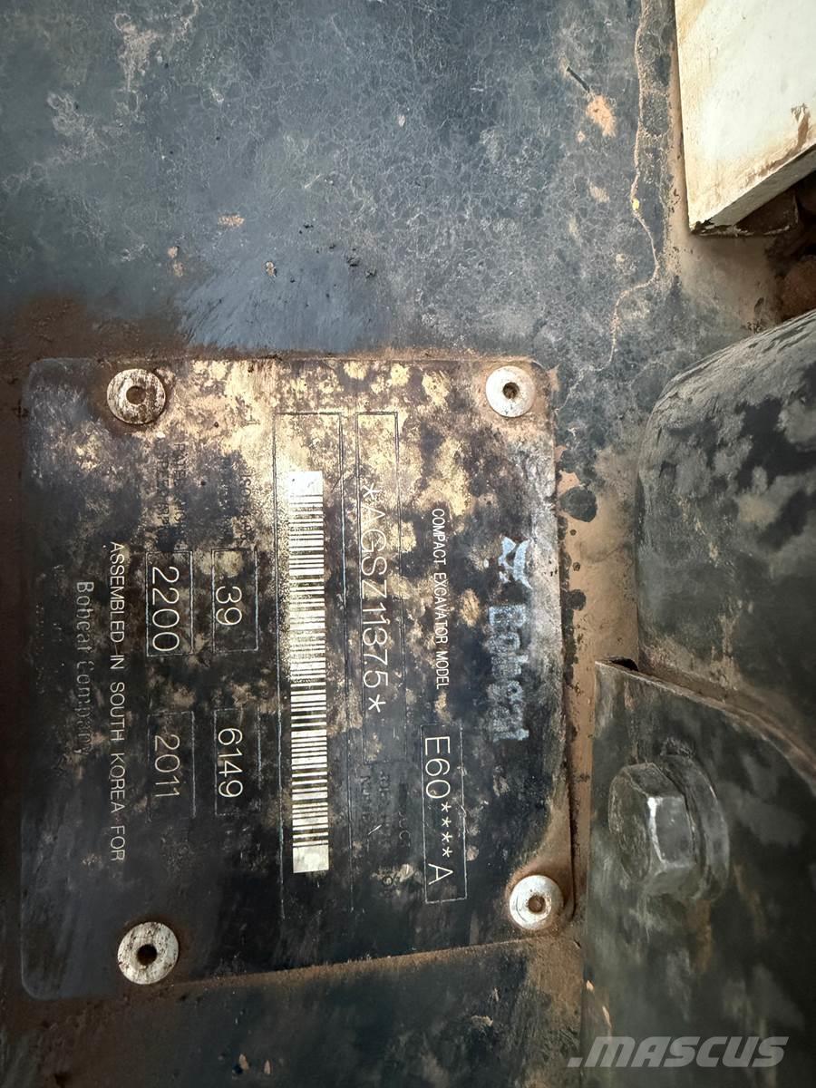 Bobcat E60 履带挖掘机