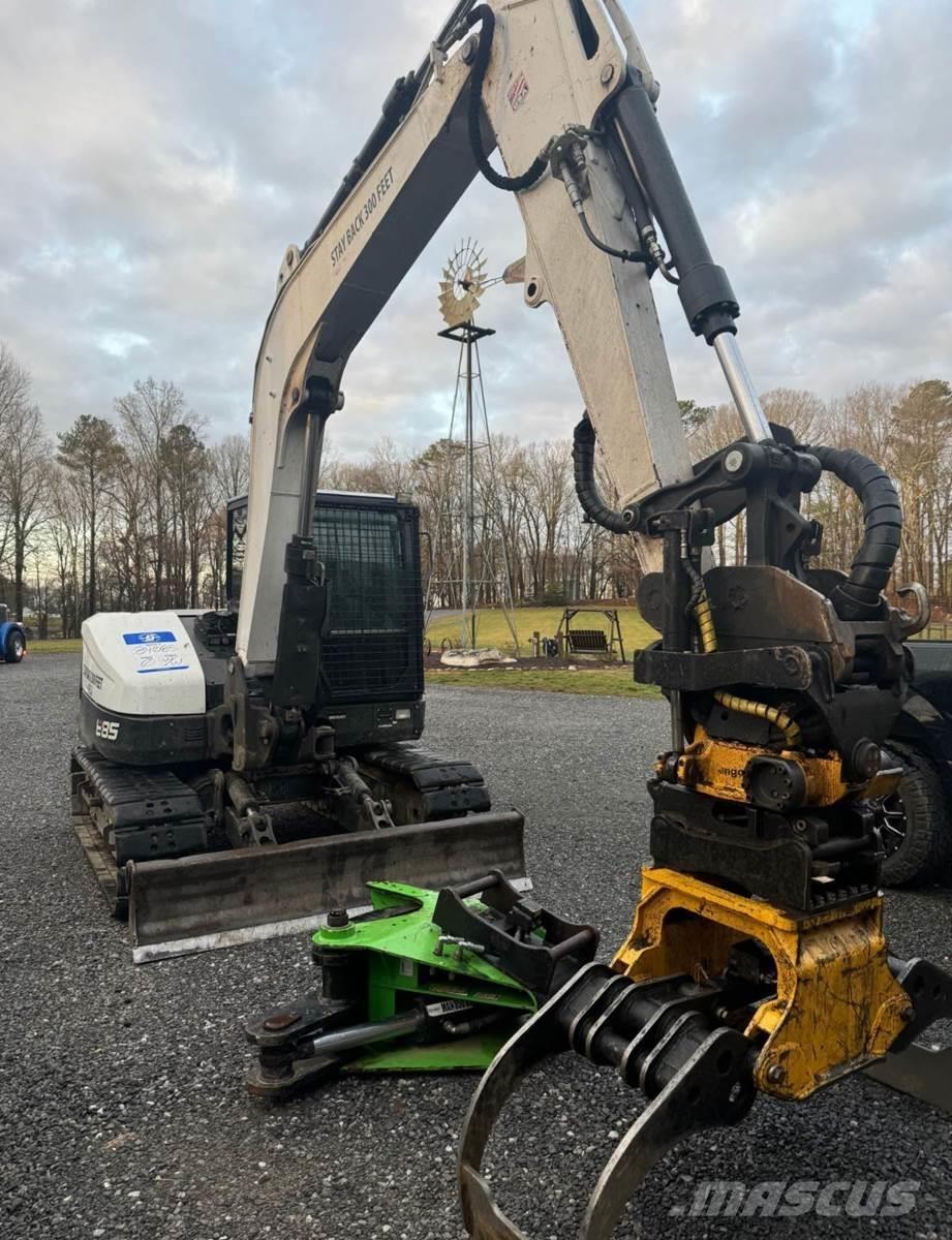 Bobcat E85 履带挖掘机
