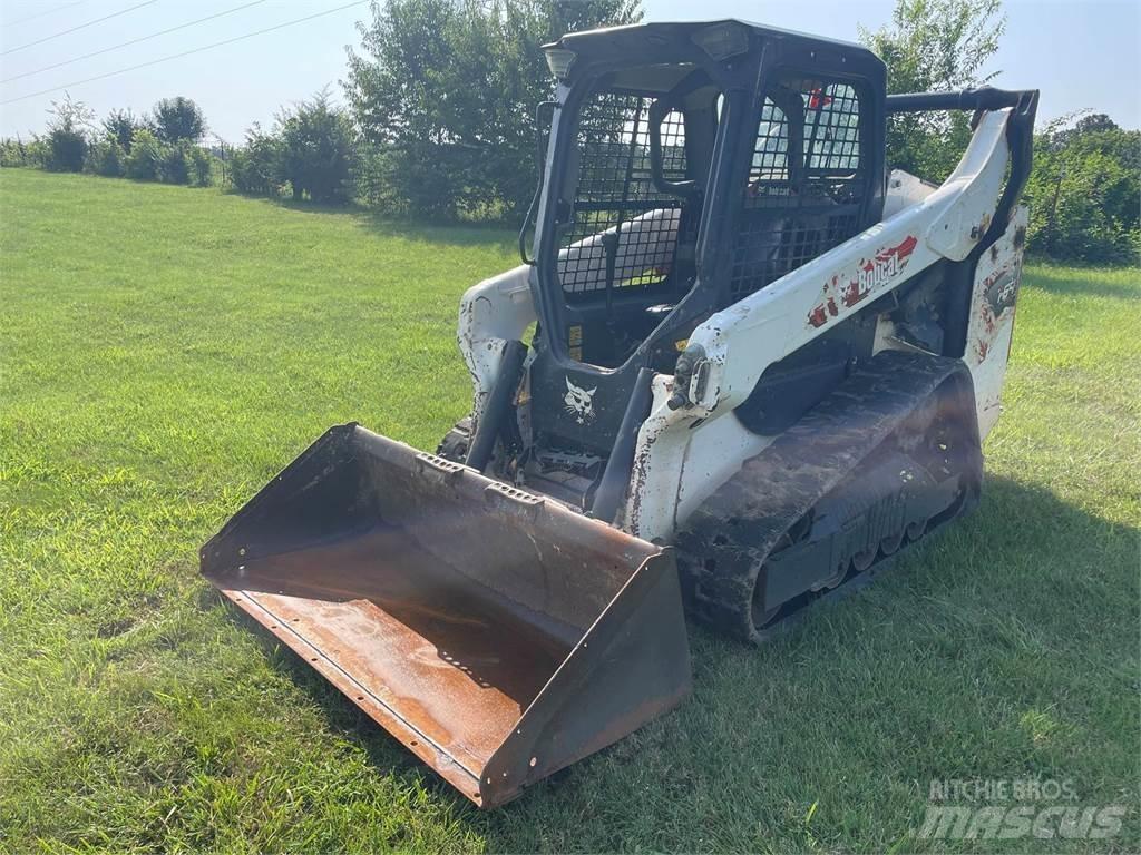 Bobcat T64 滑移装载机