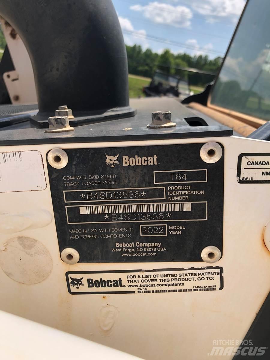 Bobcat T64 滑移装载机