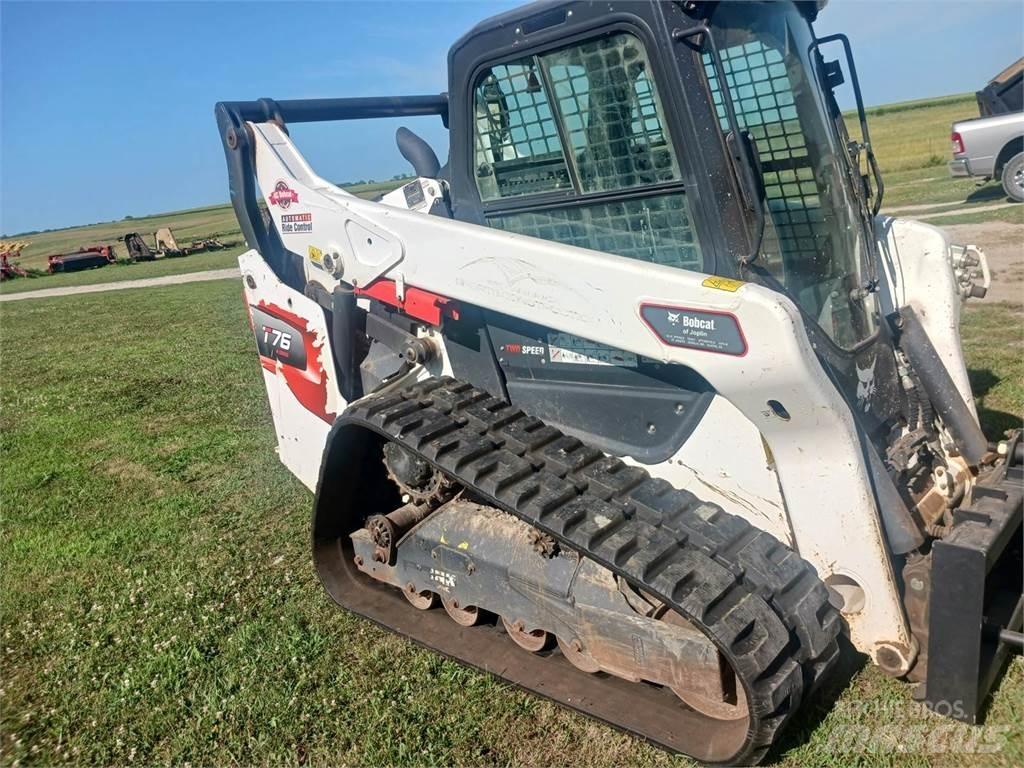 Bobcat T76 滑移装载机