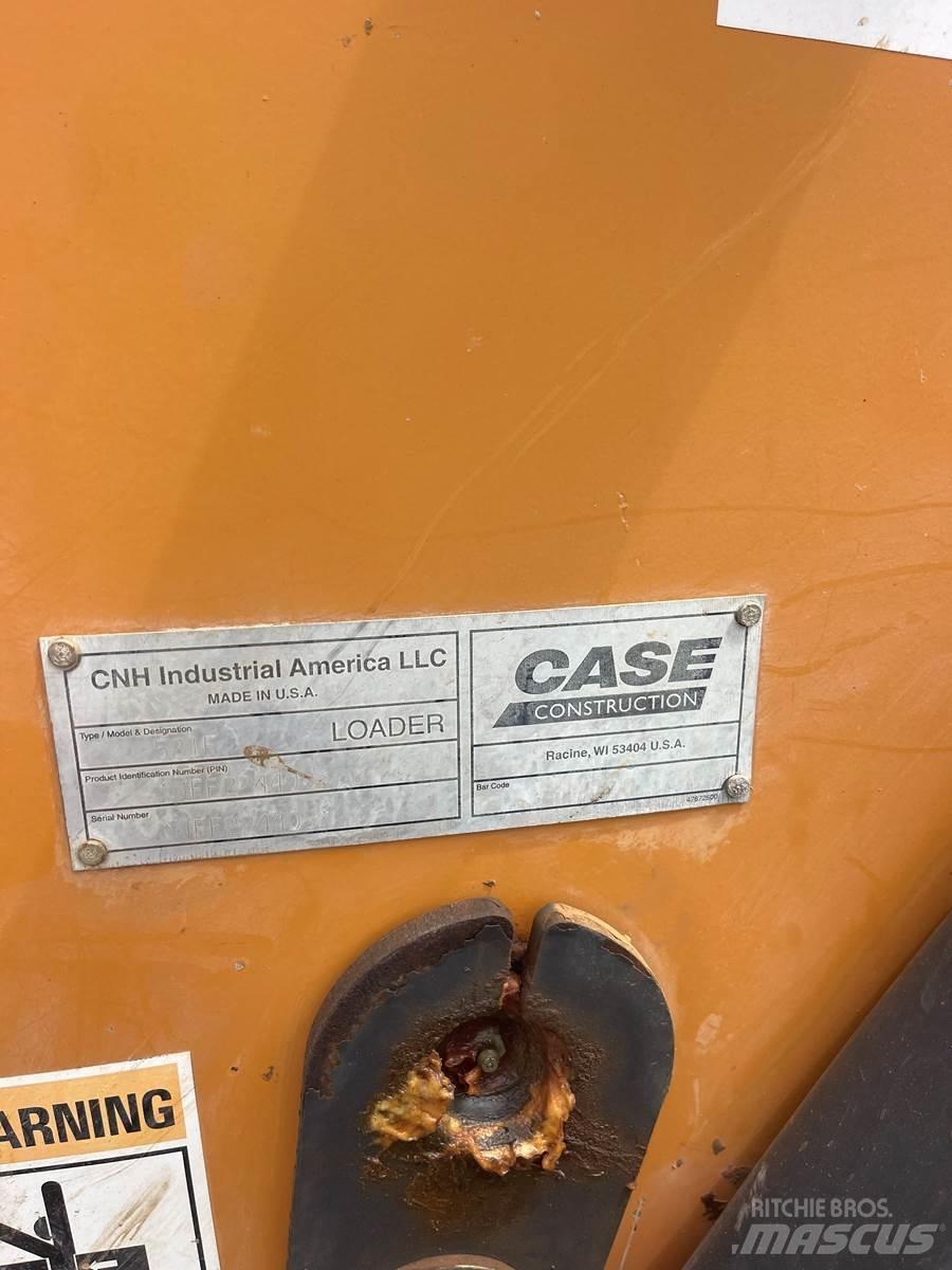 CASE 521F 轮式装载机