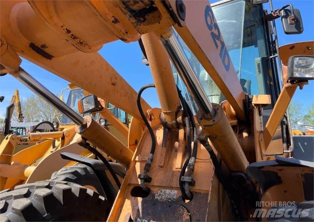CASE 621D 轮式装载机