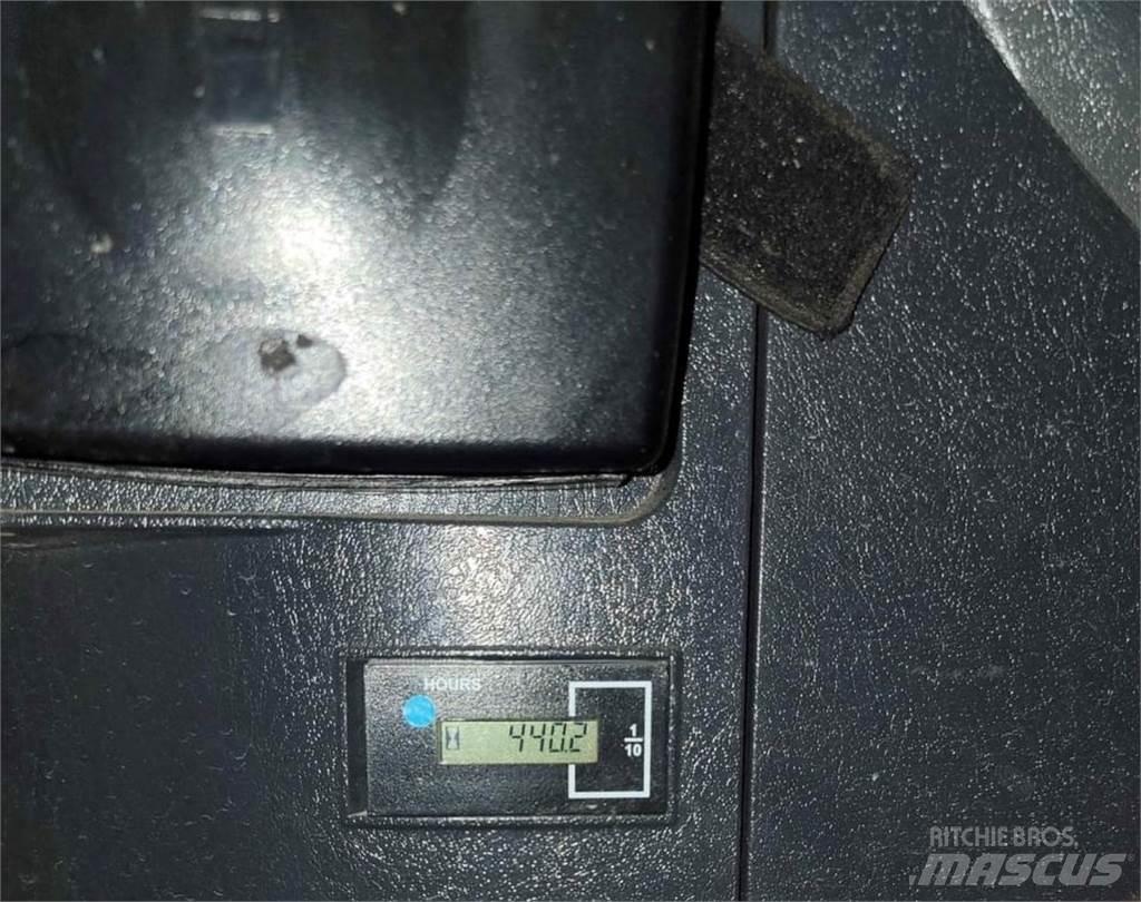 CASE CX60C 履带挖掘机