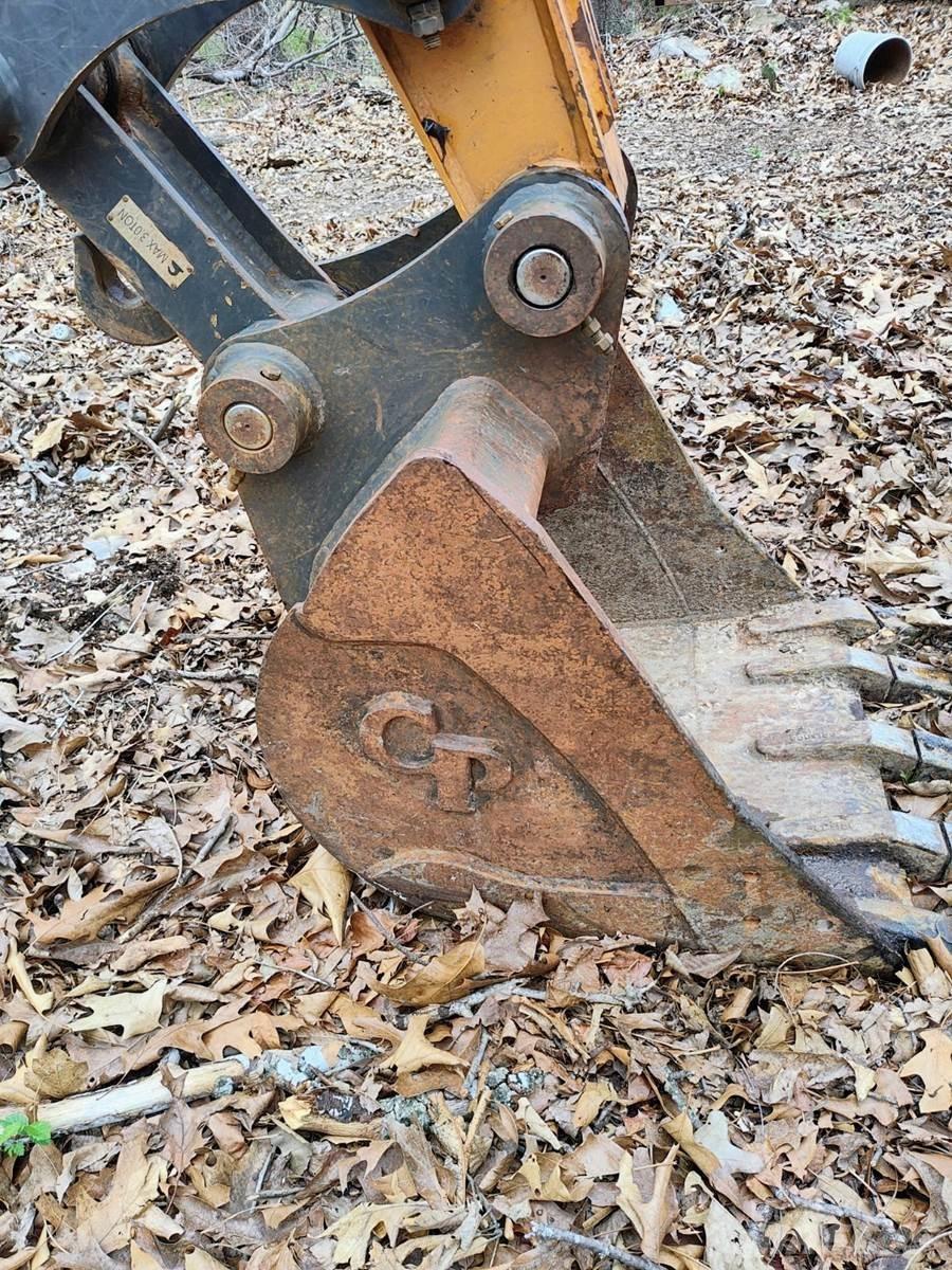 CASE CX60C 小型挖掘机