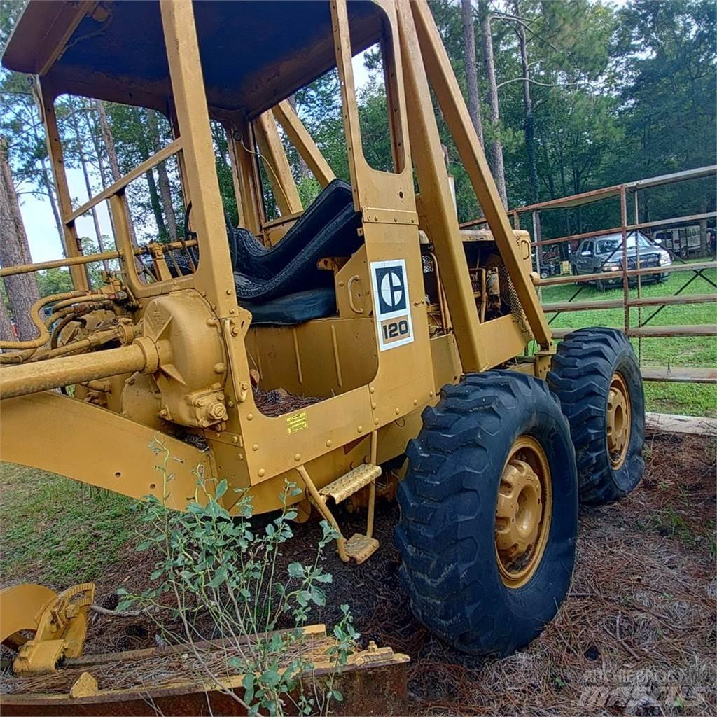 CAT 120 平地机/推土机