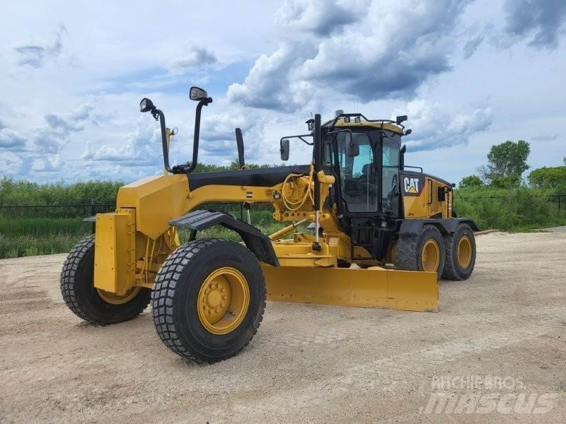 CAT 140M 平地机/推土机