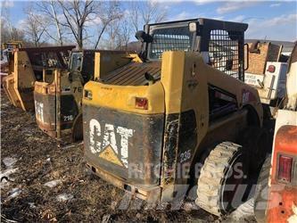 CAT 236 滑移装载机