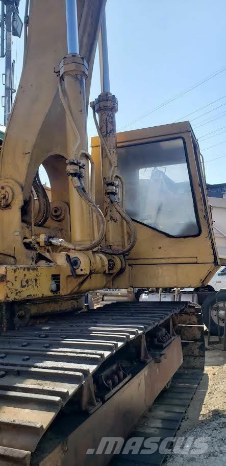CAT 245 履带挖掘机