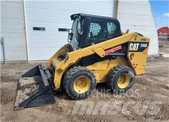 CAT 246D 滑移装载机
