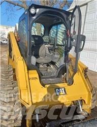 CAT 246D 滑移装载机
