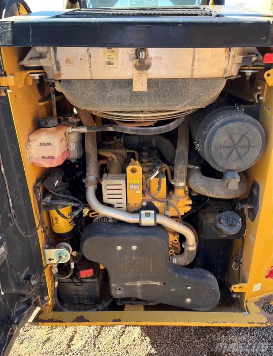 CAT 259D 滑移装载机