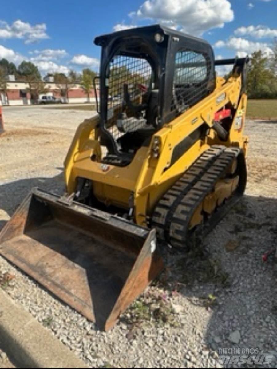 CAT 259D3 滑移装载机